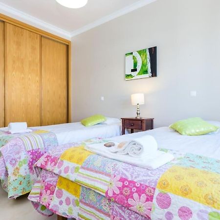 Sea Breeze Lagos Apartment Екстер'єр фото